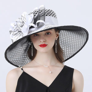 Open image in slideshow, Holiday Statement Hat
